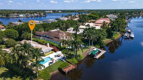 950 Galleon DR NAPLES FL 34102