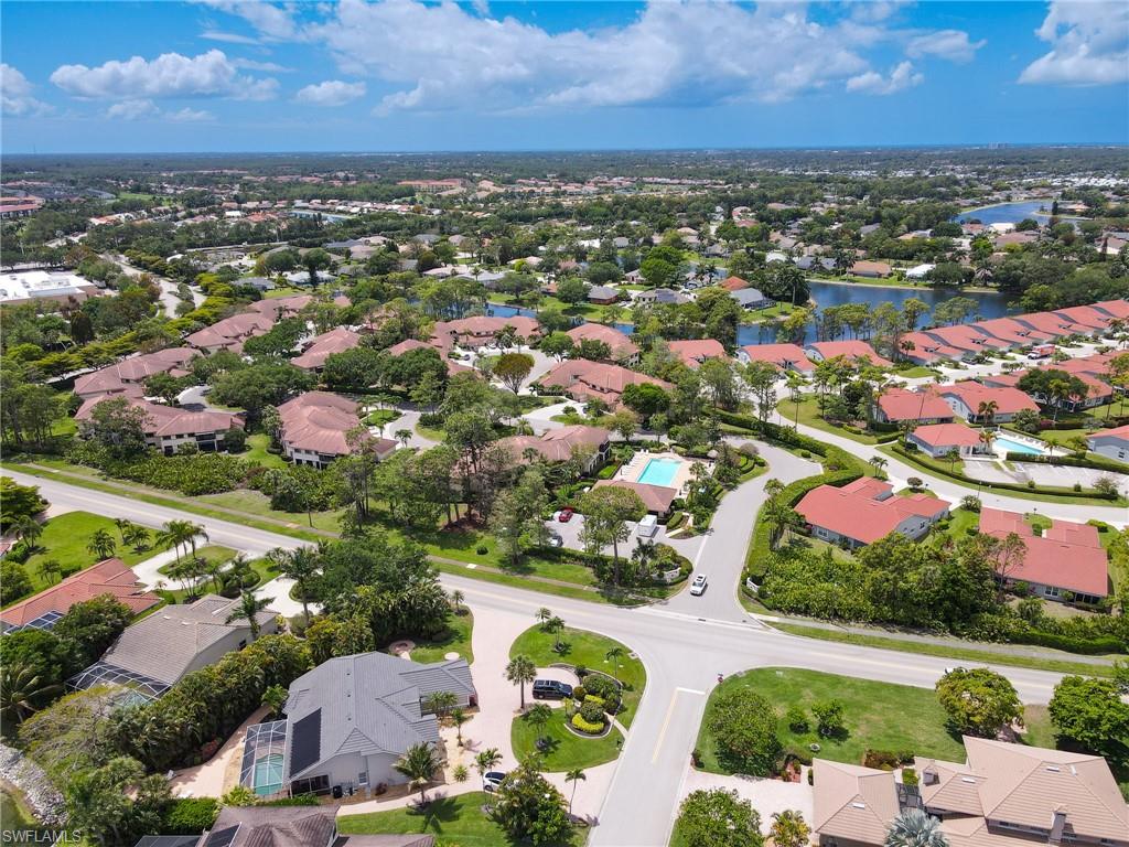 COACH HOMES - Residential