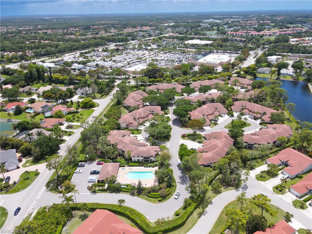 COACH HOMES - Residential