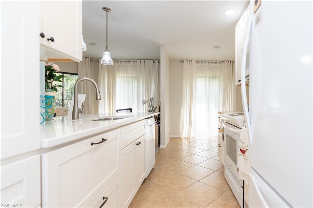 COACH HOMES - Residential