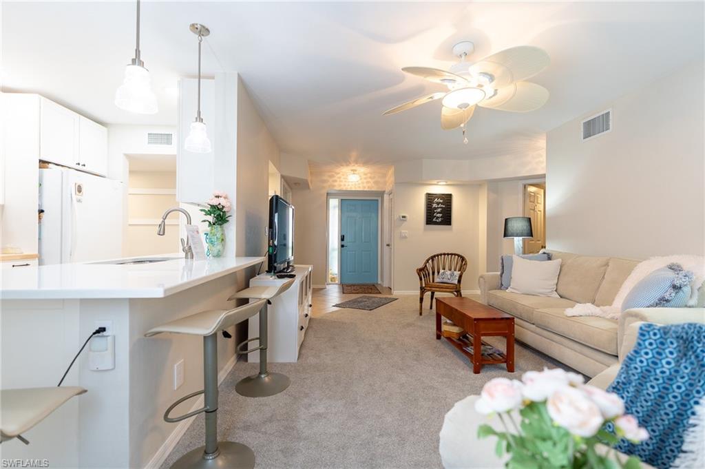 COACH HOMES - Residential