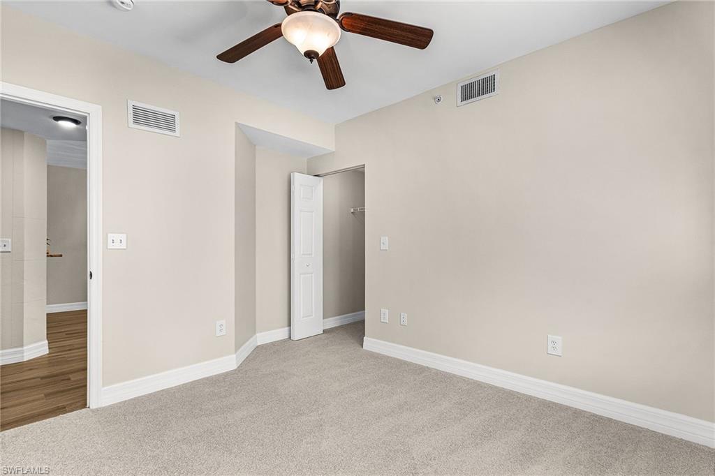 LAKESIDE HIDEAWAY - Residential