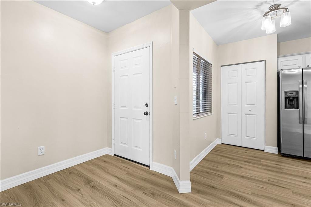 LAKESIDE HIDEAWAY - Residential