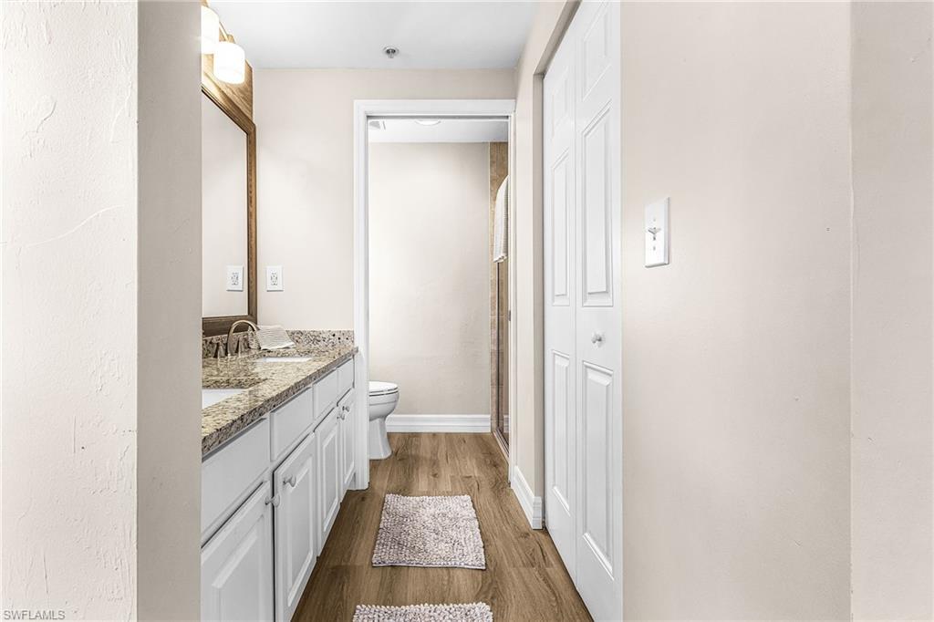 LAKESIDE HIDEAWAY - Residential