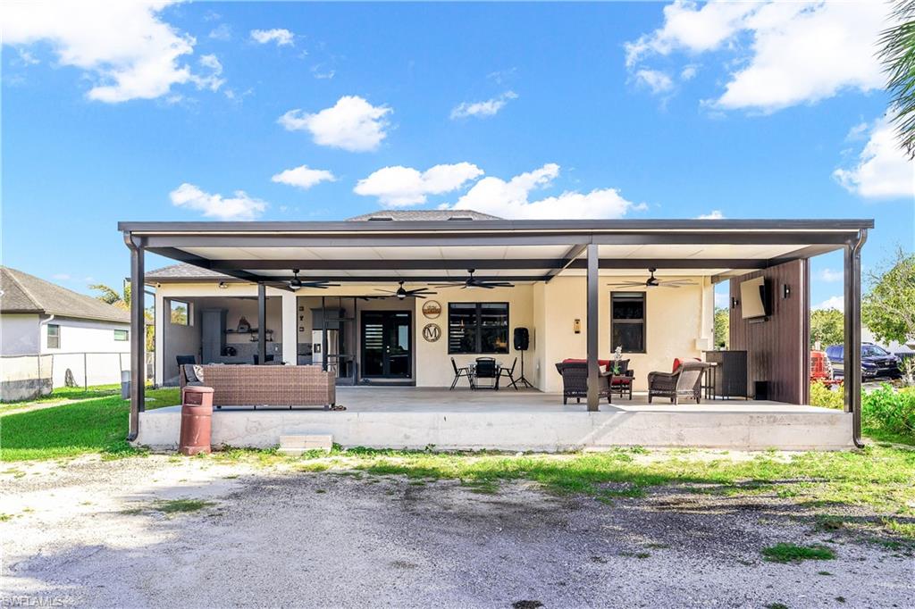 GOLDEN GATE ESTATES - Residential