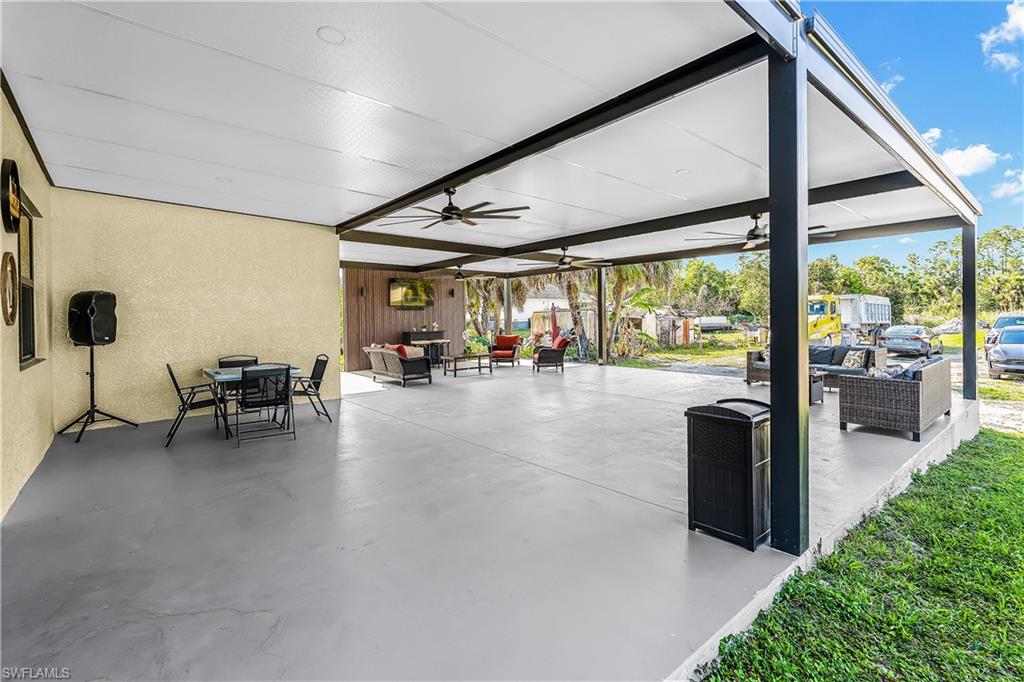 GOLDEN GATE ESTATES - Residential
