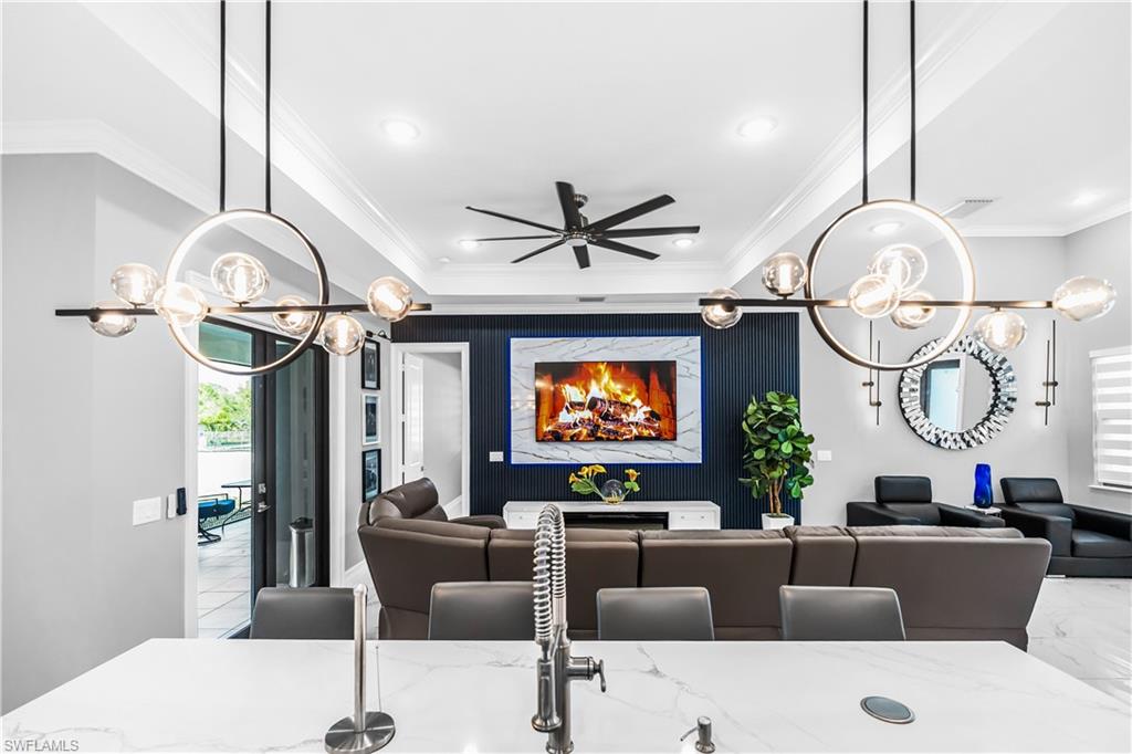 GOLDEN GATE ESTATES - Residential