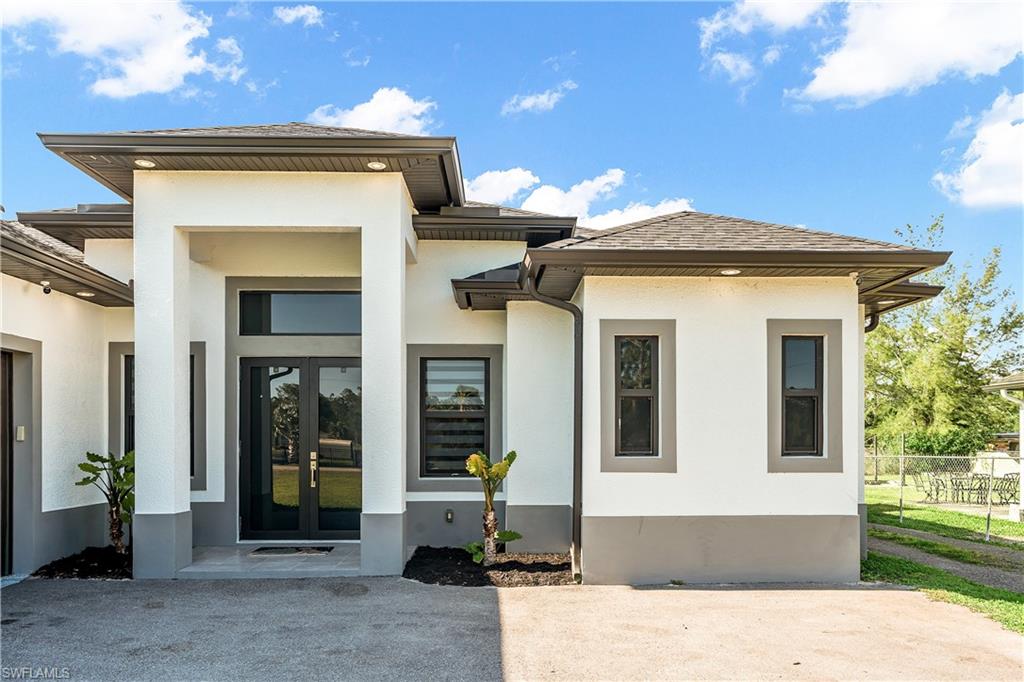 GOLDEN GATE ESTATES - Residential