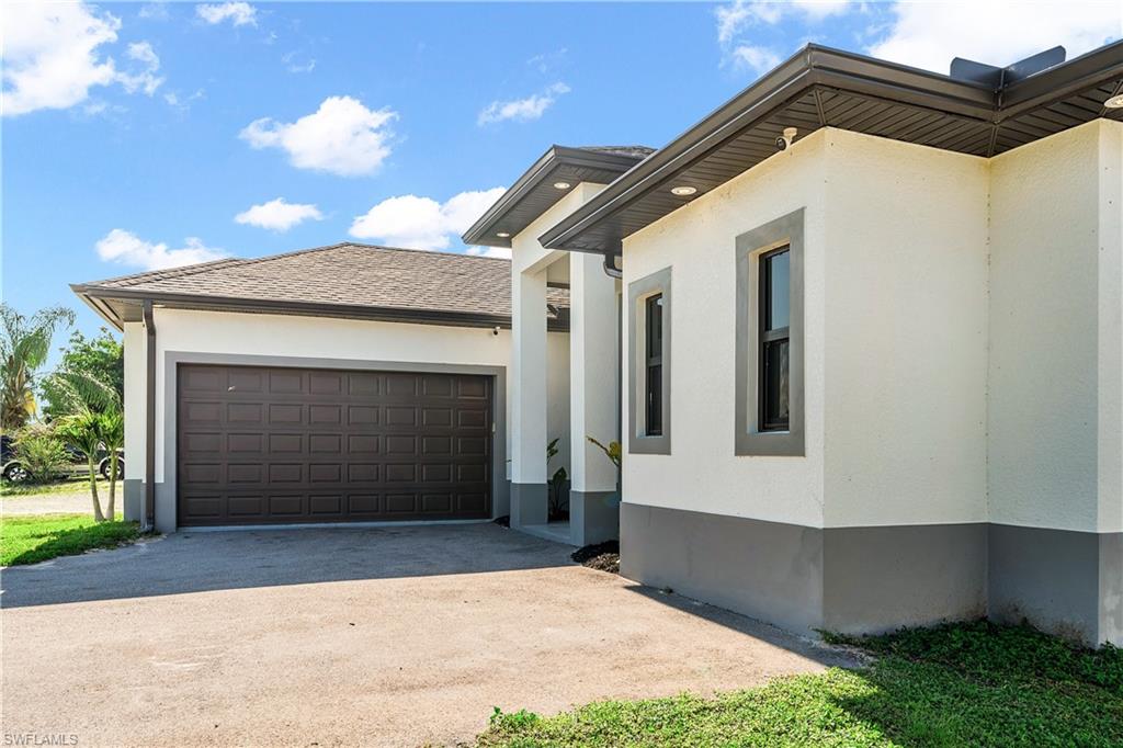 GOLDEN GATE ESTATES - Residential
