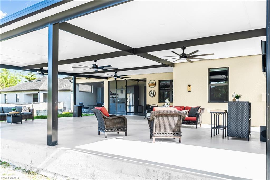 GOLDEN GATE ESTATES - Residential