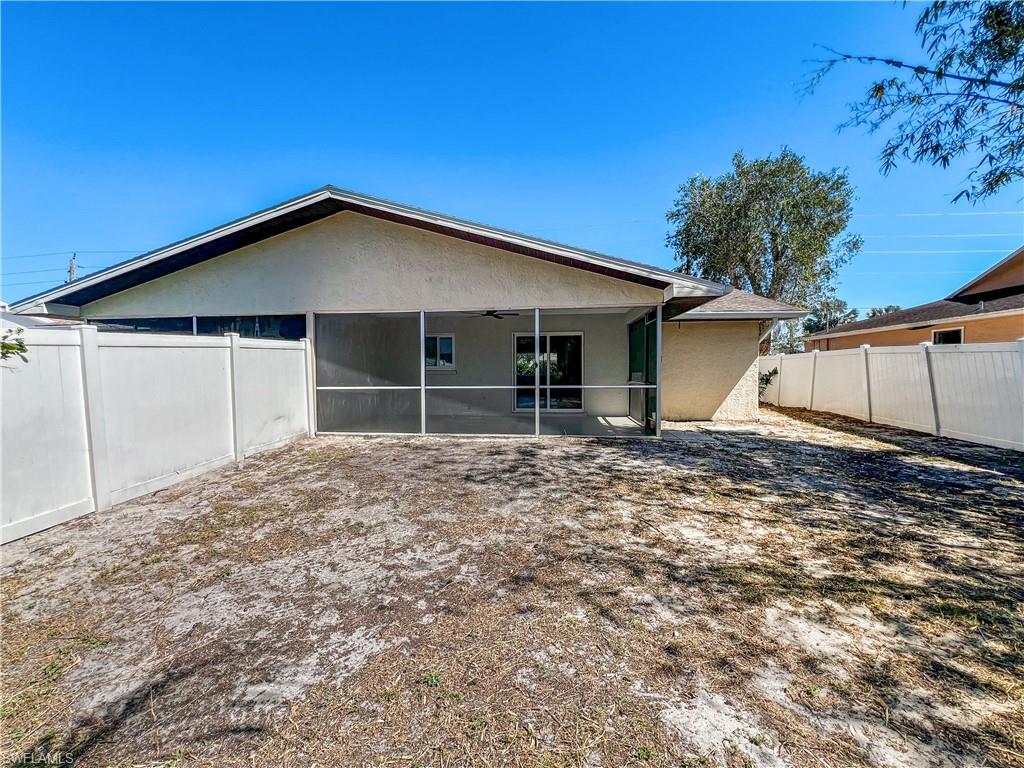 SAN CARLOS PARK - Residential Lease