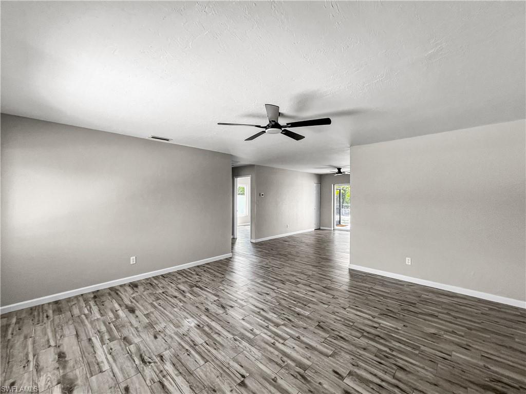 SAN CARLOS PARK - Residential Lease