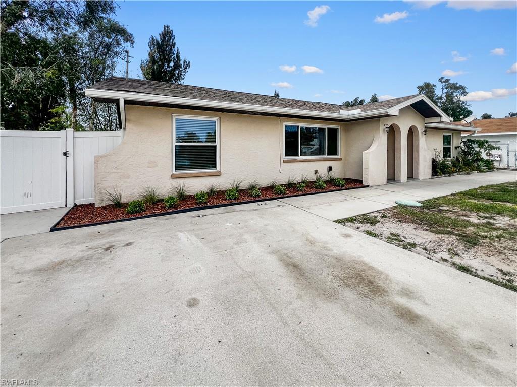 SAN CARLOS PARK - Residential Lease