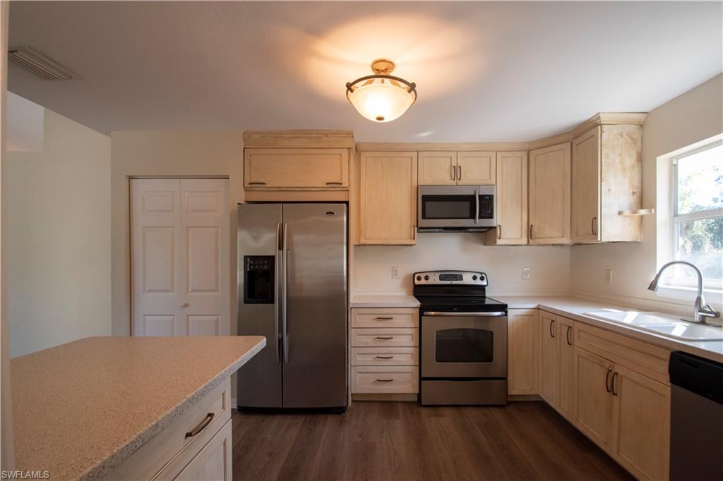 BONITA FARMS - Residential