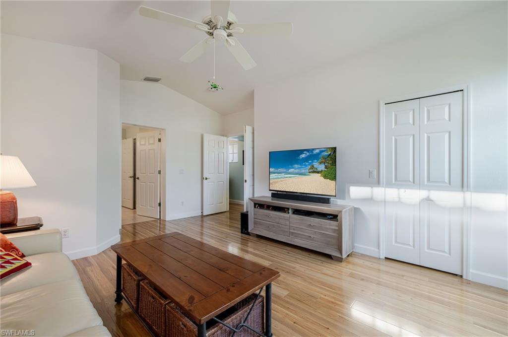 GLEN COVE - Residential