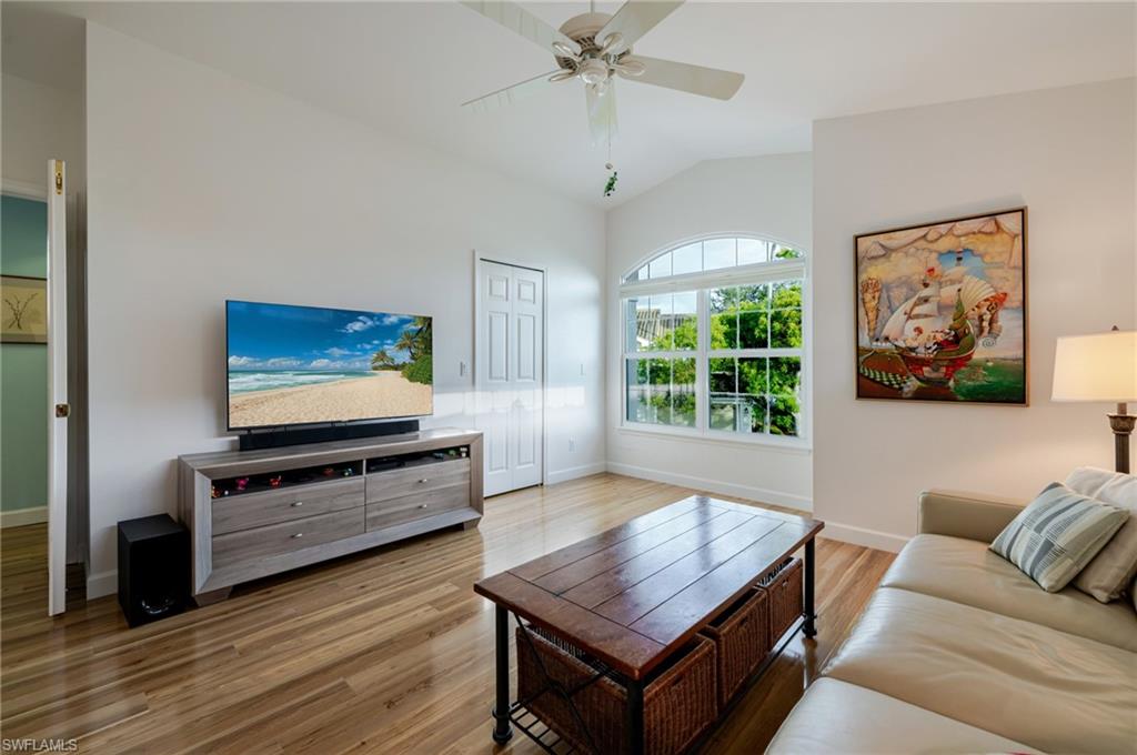 GLEN COVE - Residential