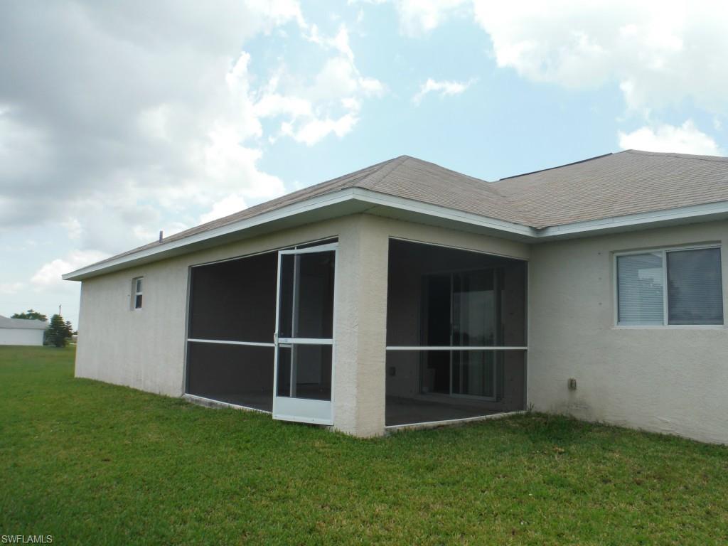 CAPE CORAL - Residential