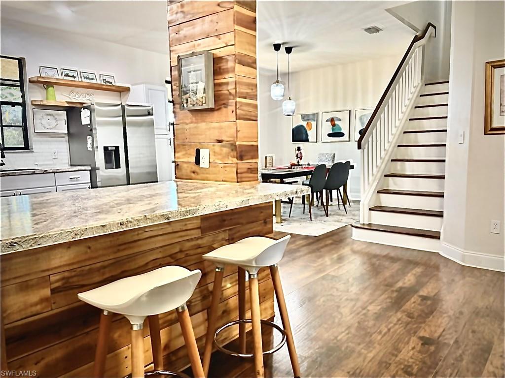 SUMMIT PLACE - Residential