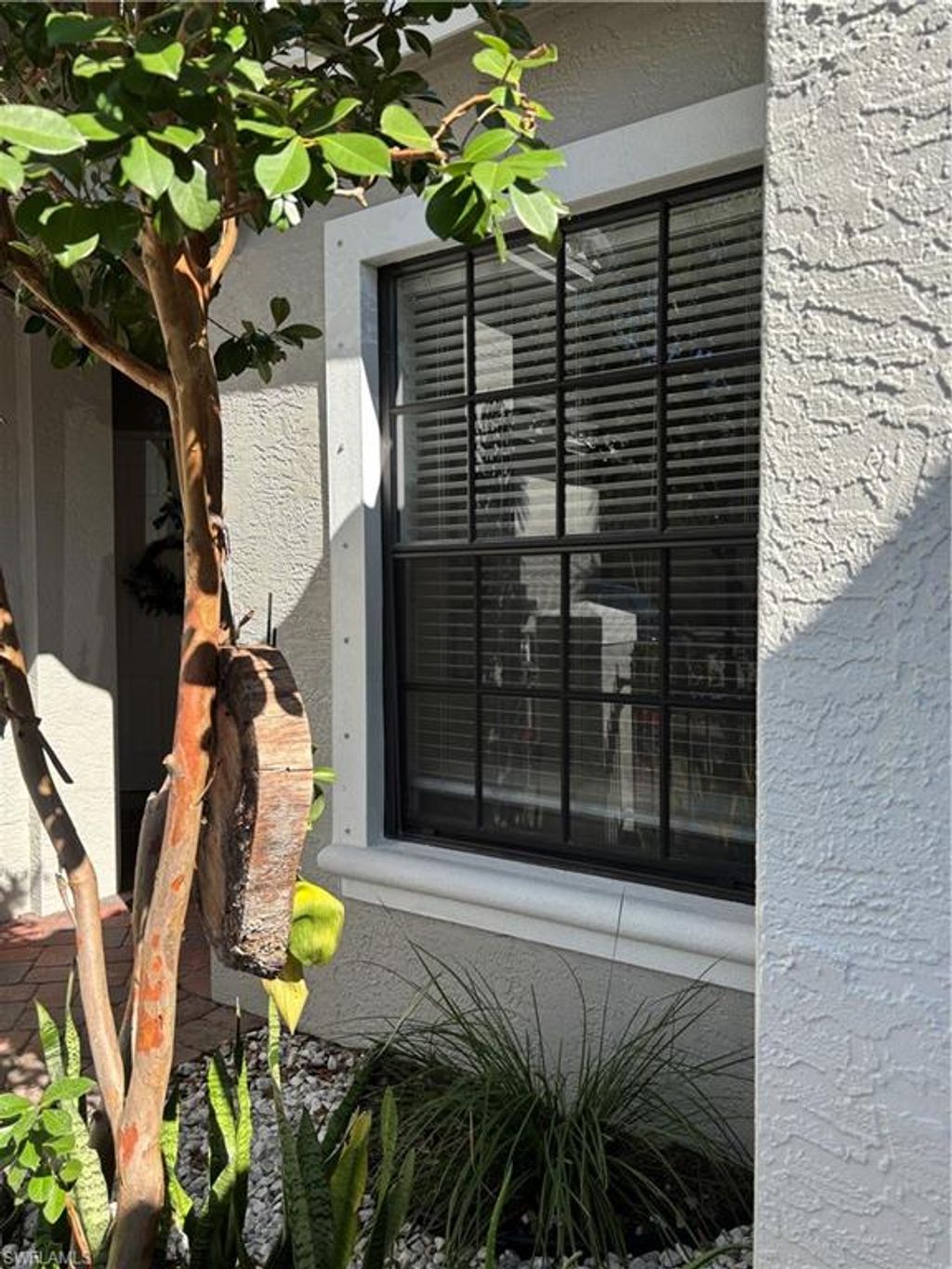 Photo of 14908 Summit Place CIR #26, NAPLES, FL 34119 (MLS # 226013755)