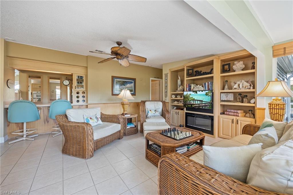 PINE LAKES COUNTRY CLUB - Residential