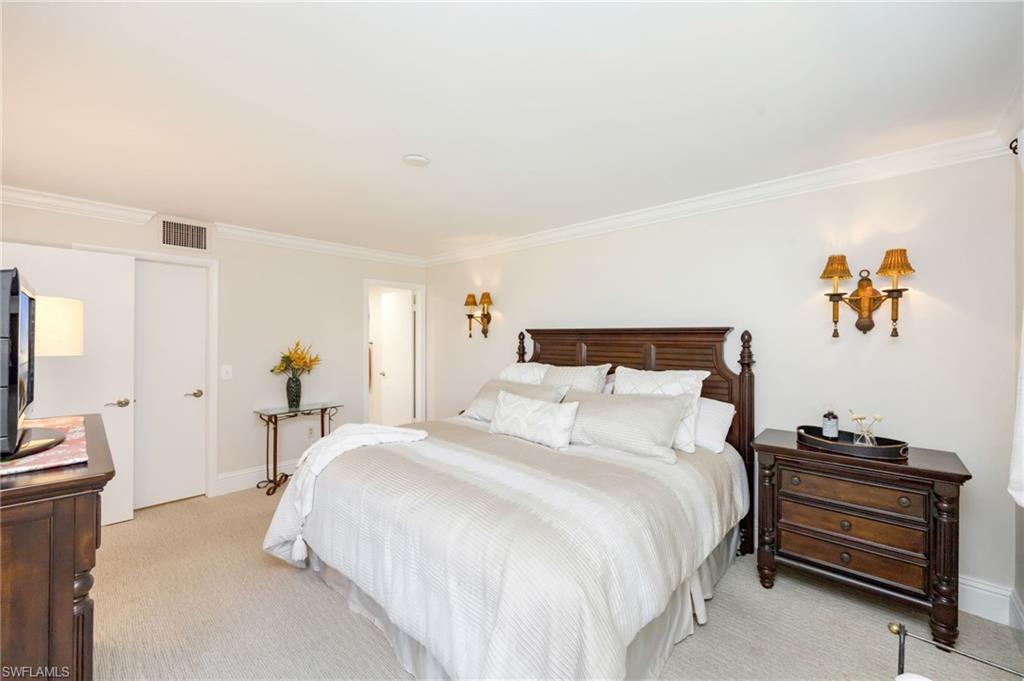 FOUR WINDS - Residential