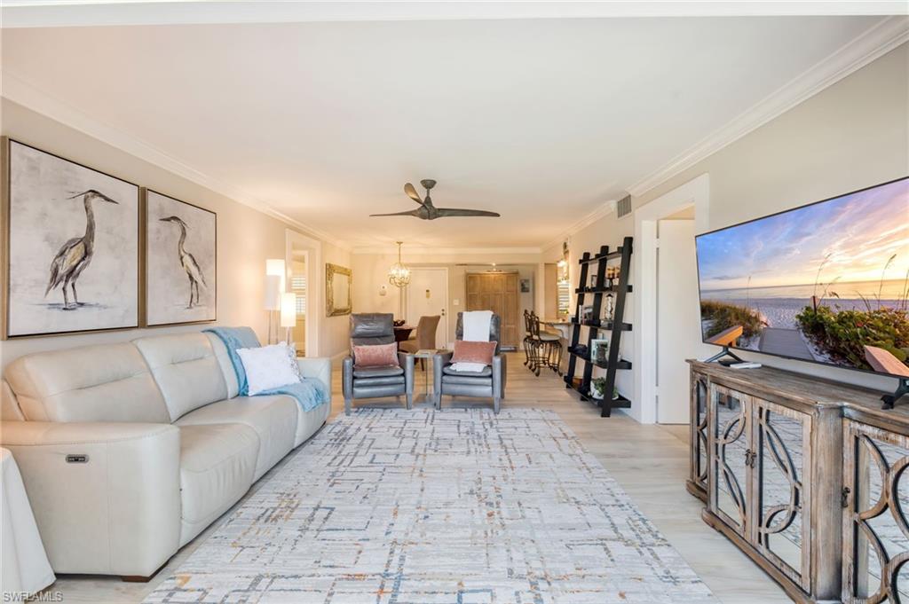 FOUR WINDS - Residential