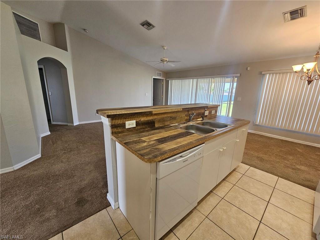 CAPE CORAL - Residential Lease