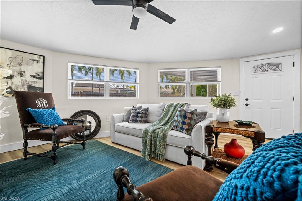 LAGUNA SHORES - Residential