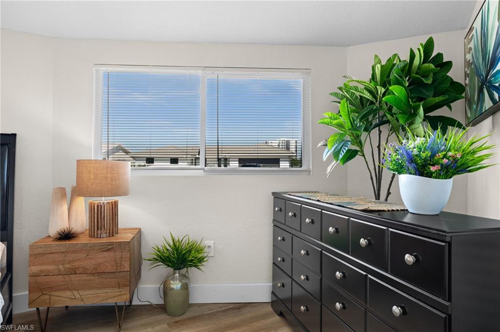 LAGUNA SHORES - Residential