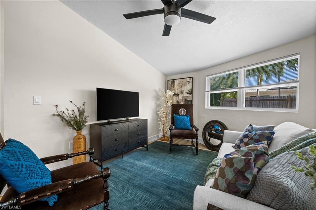 LAGUNA SHORES - Residential