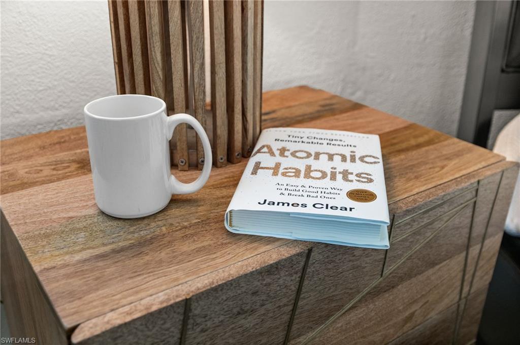 LAGUNA SHORES - Residential