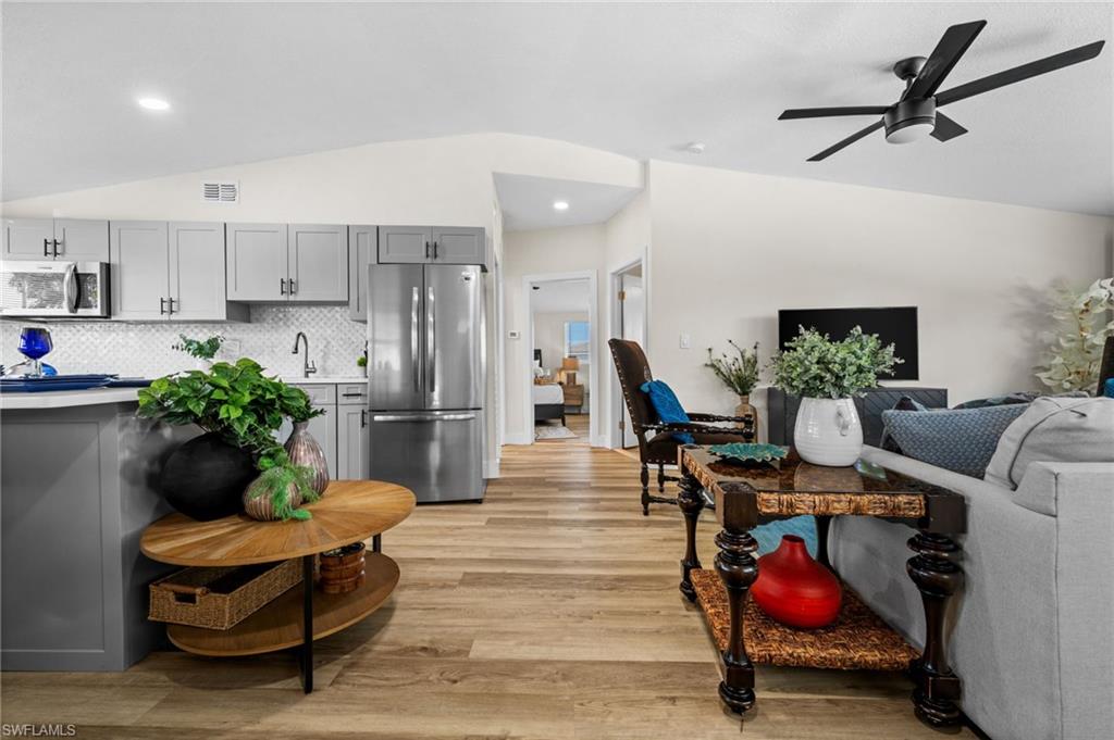 LAGUNA SHORES - Residential