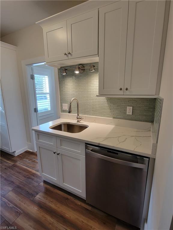 WOODFORD PARK - Residential Lease