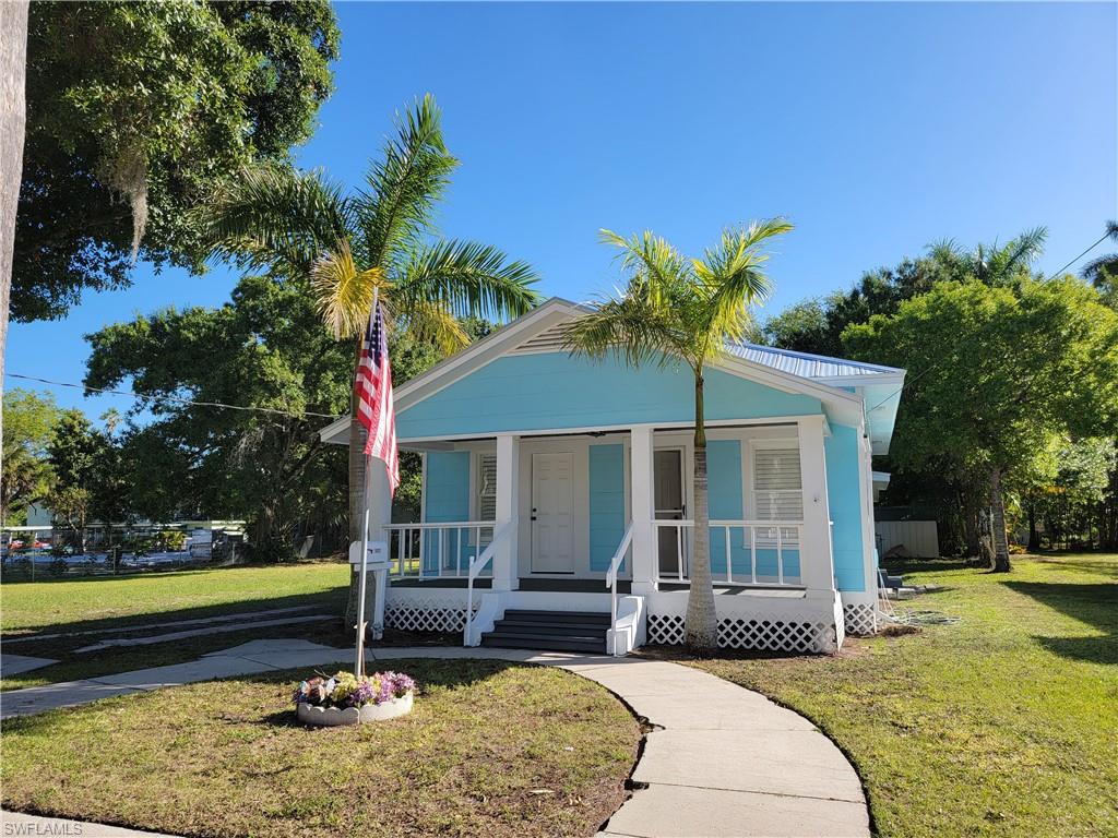 WOODFORD PARK - Residential Lease