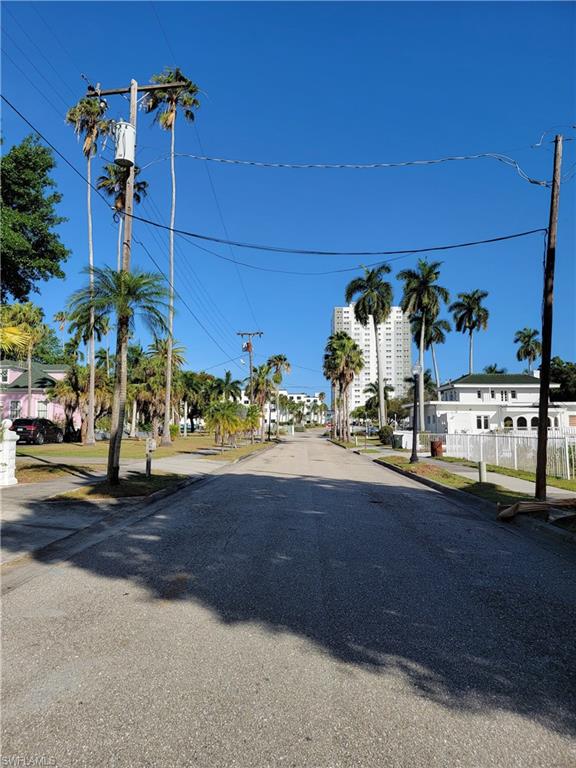 WOODFORD PARK - Residential Lease