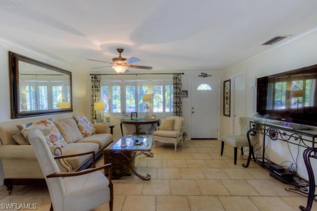 LA CHELLE MANOR - Residential