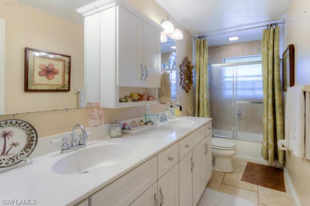 LA CHELLE MANOR - Residential