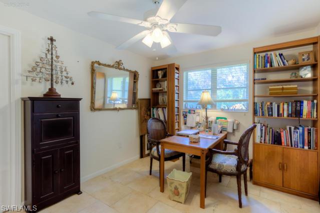 LA CHELLE MANOR - Residential