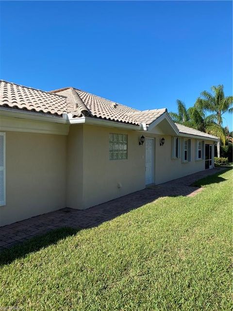 5061 Kingston WAY NAPLES FL 34119