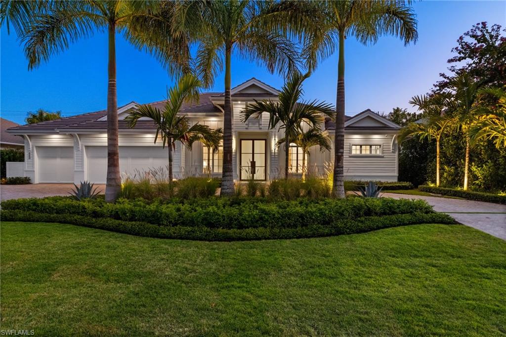 MOORINGS - Residential