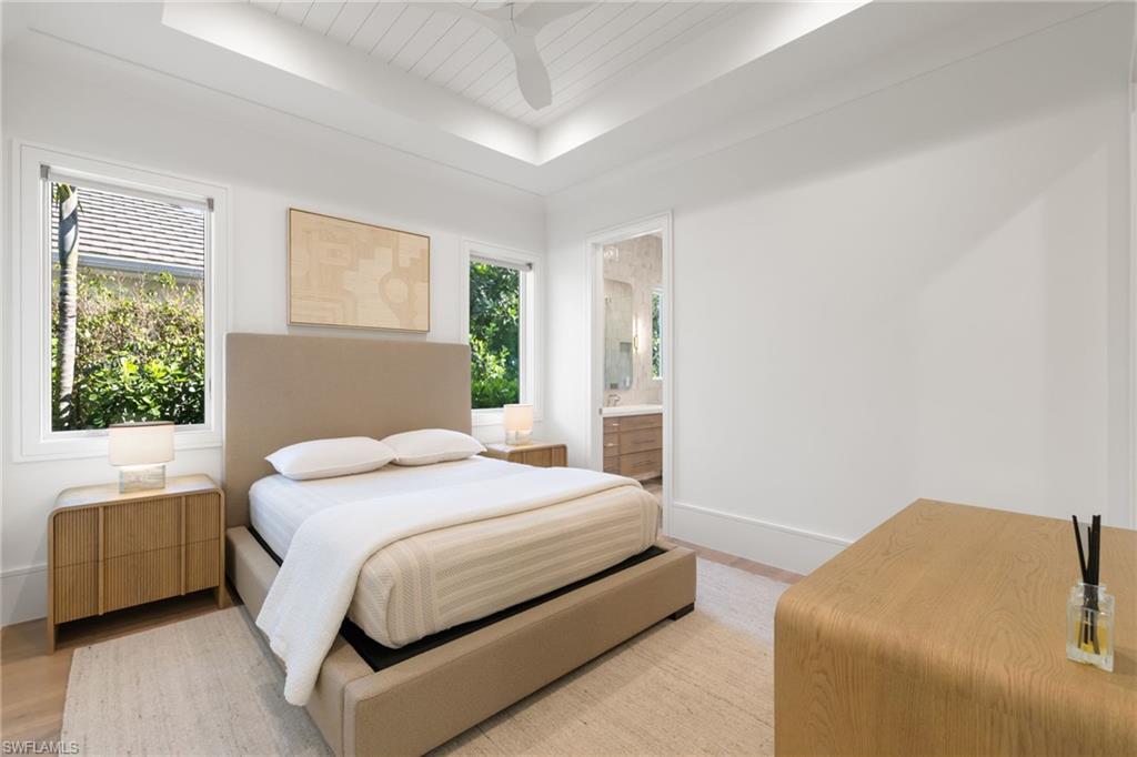 MOORINGS - Residential