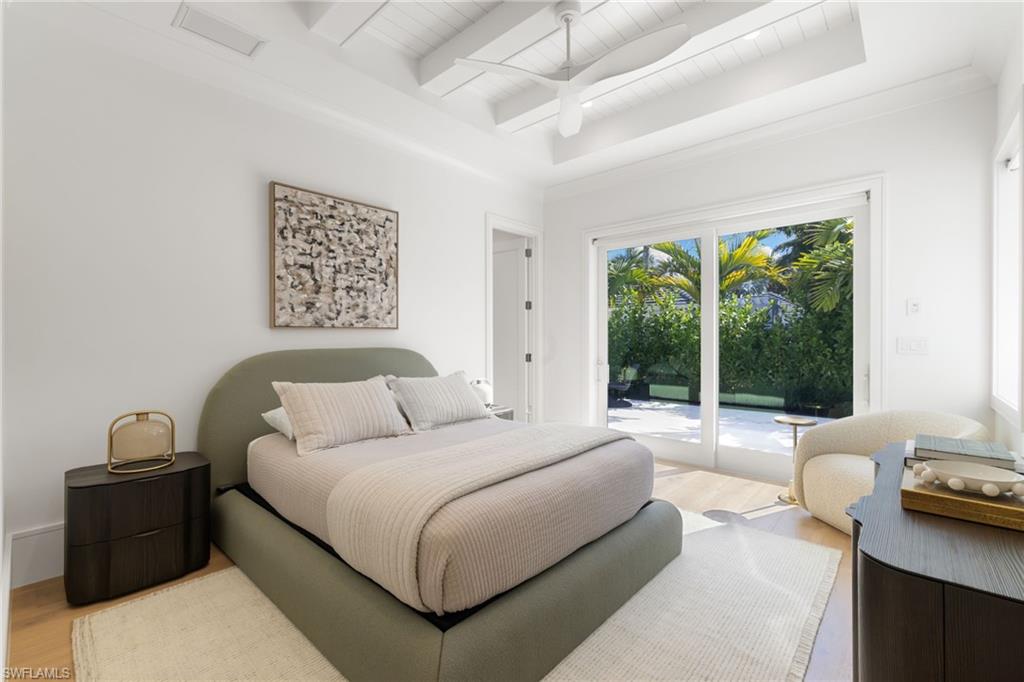 MOORINGS - Residential