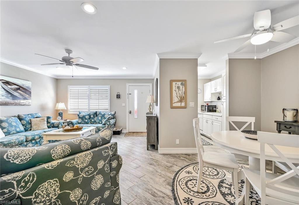 ELEVEN HUNDRED CLUB - Residential