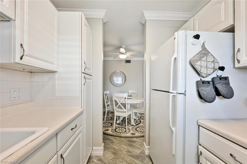 ELEVEN HUNDRED CLUB - Residential