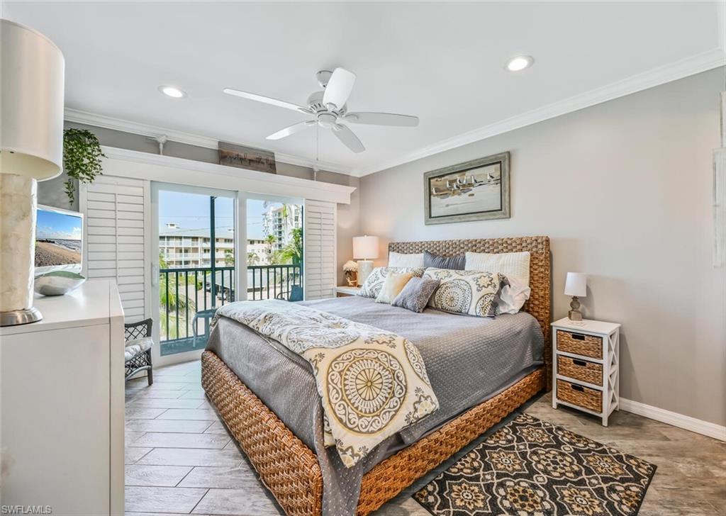 ELEVEN HUNDRED CLUB - Residential