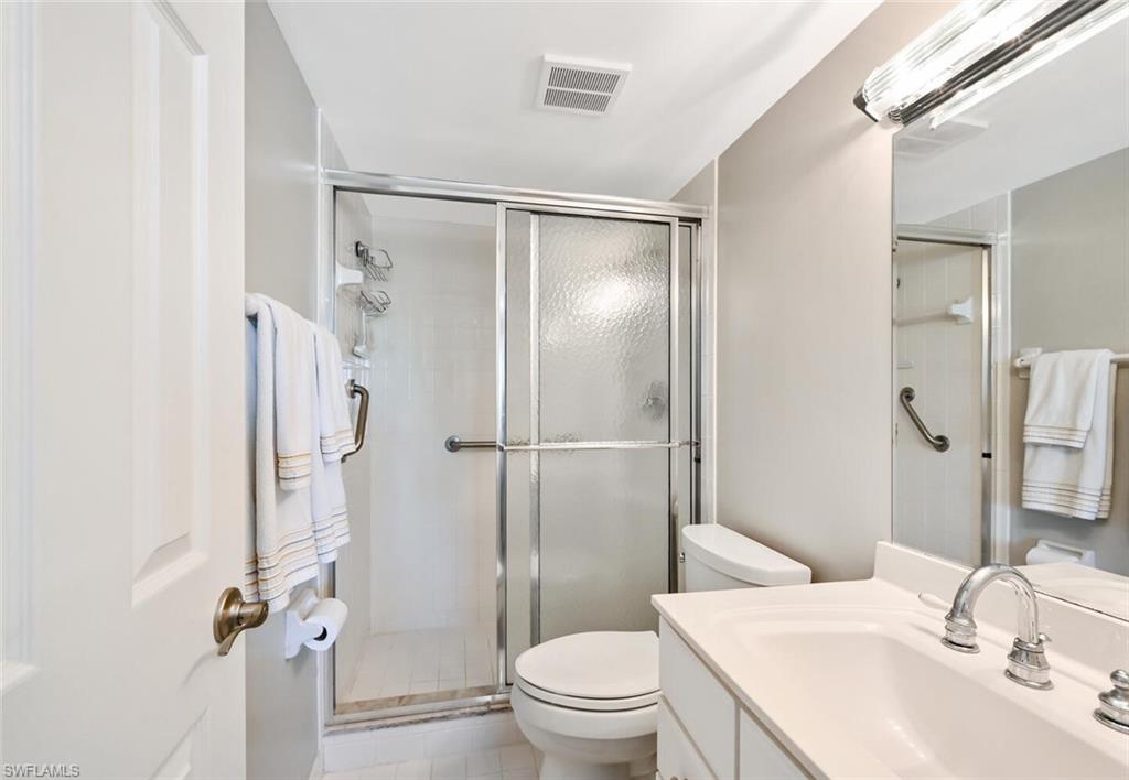 ELEVEN HUNDRED CLUB - Residential