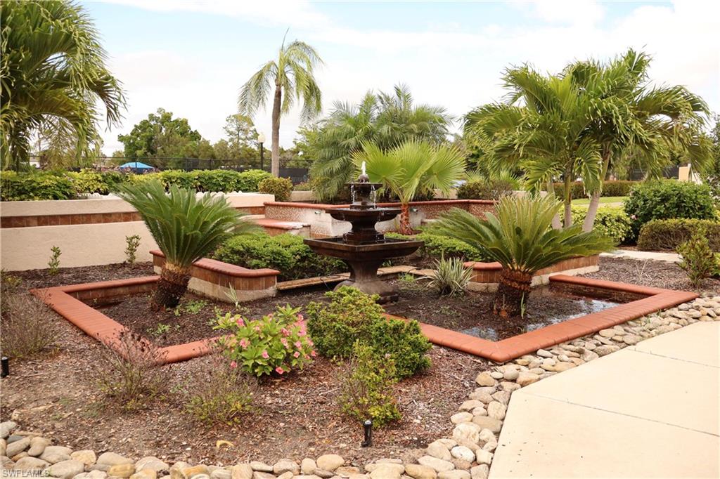 SEVEN LAKES - Residential