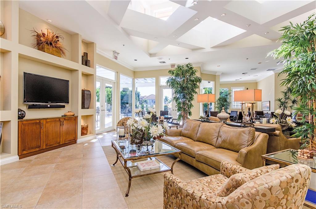 COLONADE - Residential