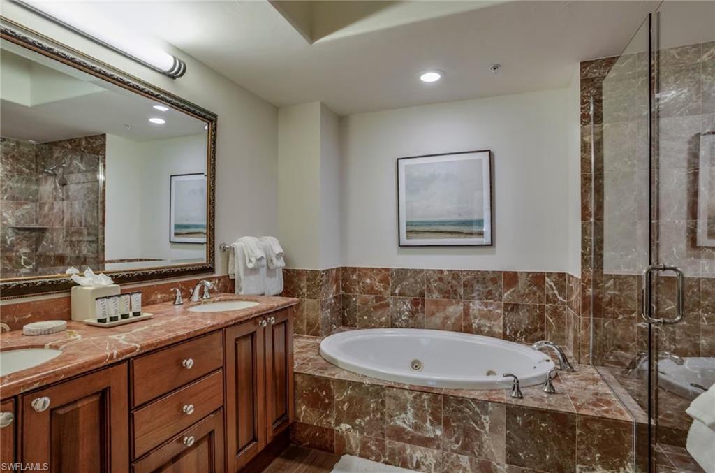 NAPLES BAY RESORT - Residential