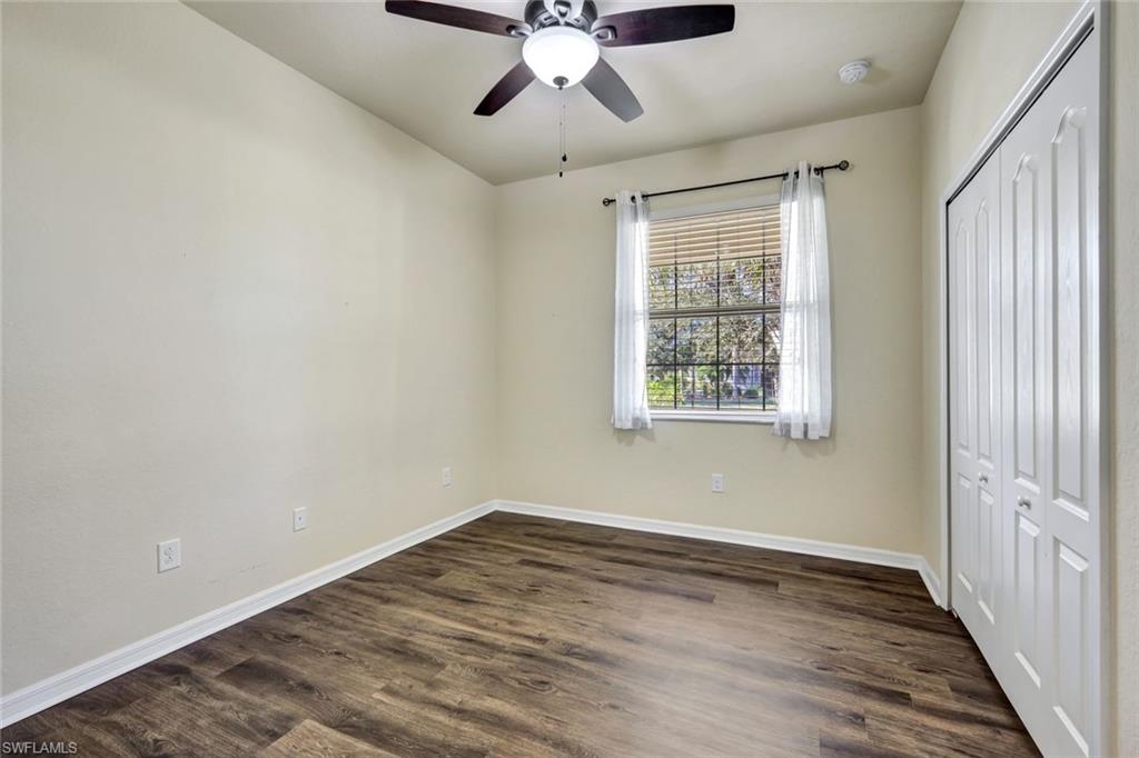 HAMPTON LAKES - Residential